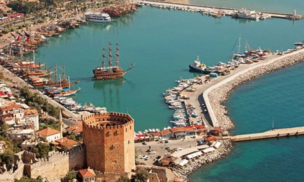 Guided Alanya City Tour & Byzantine Fortress and Red Tower
